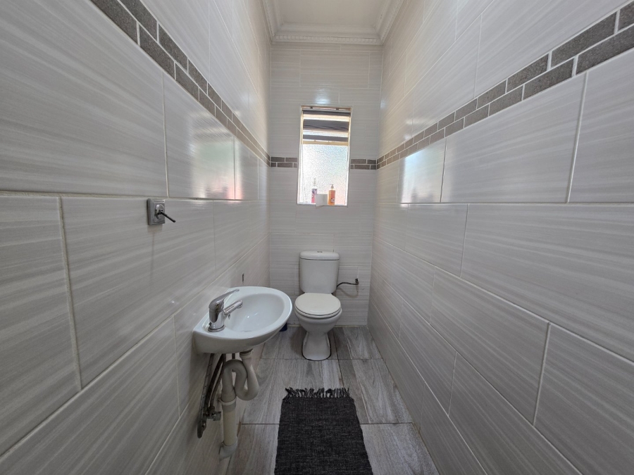 4 Bedroom Property for Sale in Potchefstroom North West